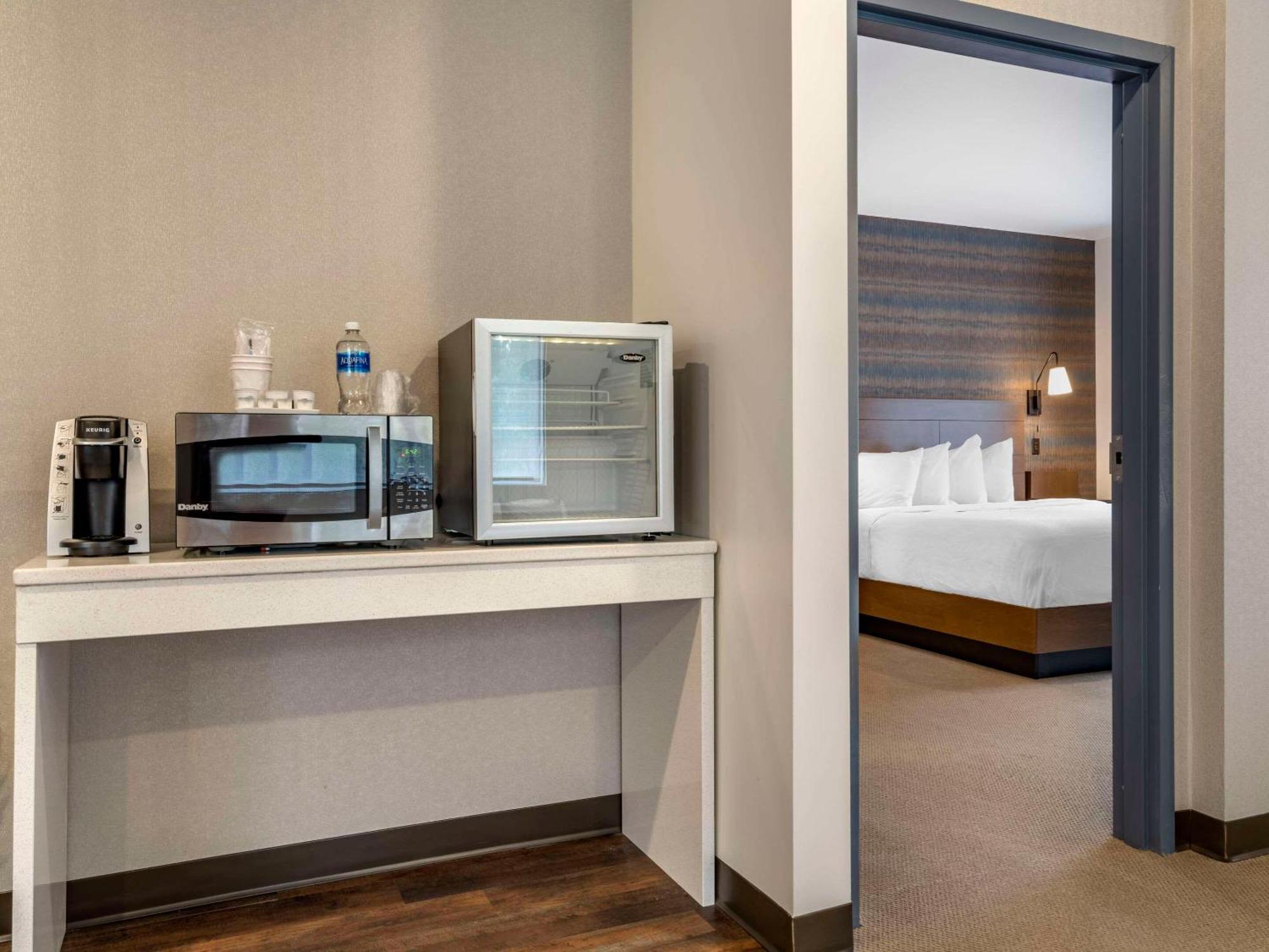 The Cranberry, Ascend Hotel Collection モーガンタウン エクステリア 写真